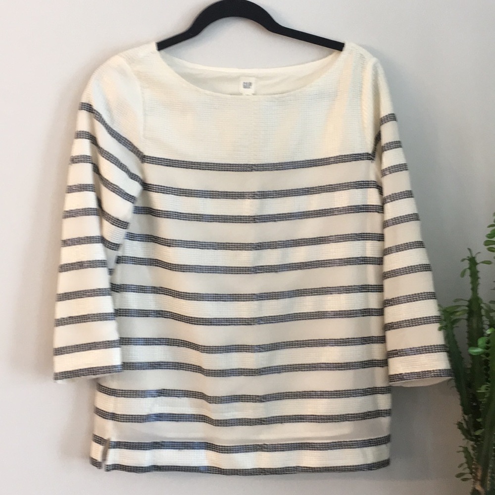 Gap three quarter sleeve top